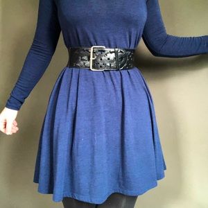 Navy blue, small, loose long sleeves dress